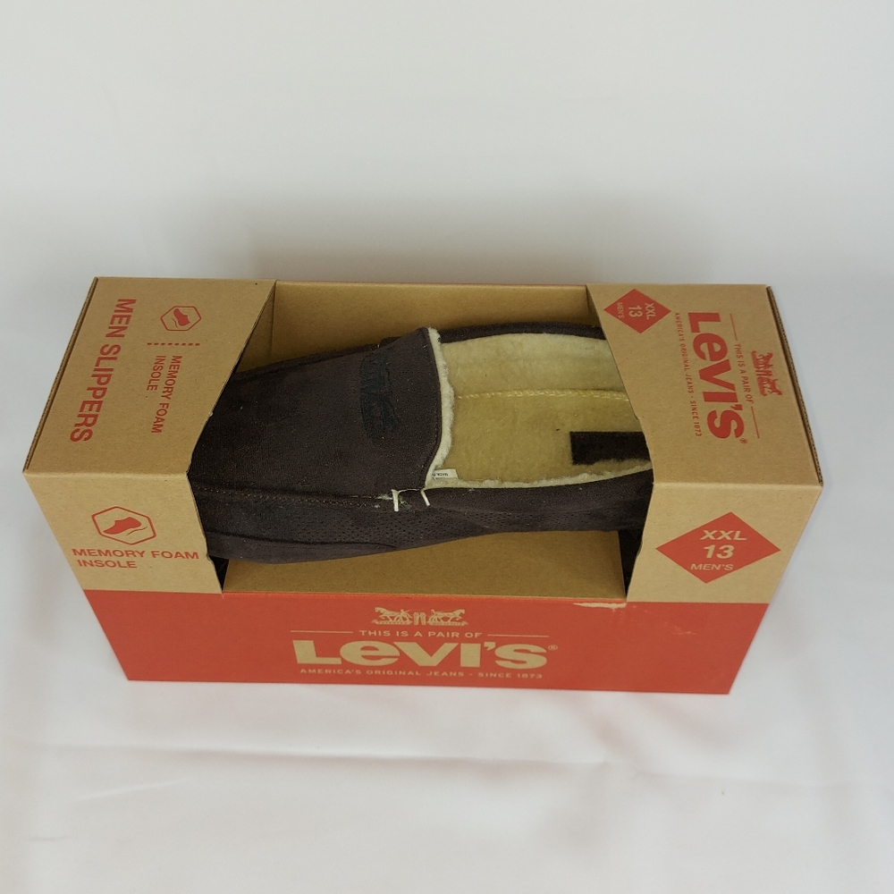Levi's  size 13 color brown slippers - Picture 4 of 14